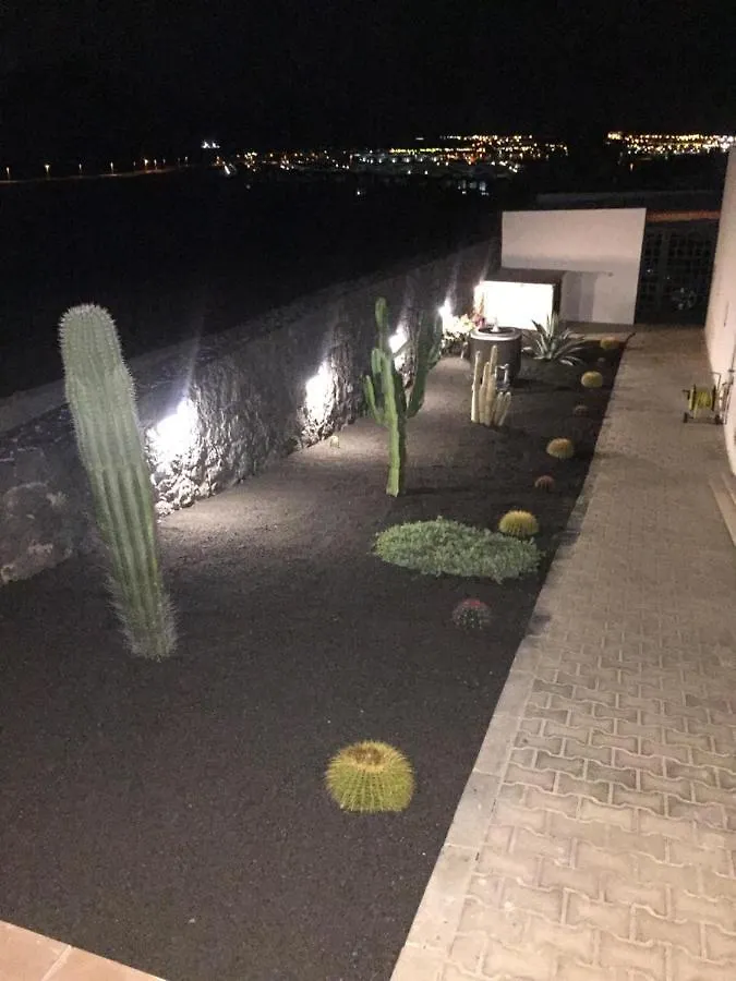 Villa Casa Bream Playa Blanca  0*, Playa Blanca (Lanzarote) Spain